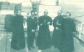 10. Junto al cardenal Reig, en 1926, en el barco que les llevaría al Congreso Eucarístico de Chicago (E.E.U.U.)
